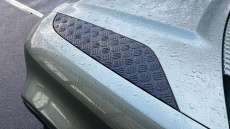 Land Rover Defender 3.0 D250 X-Dynamic HSE 110 5dr Auto Diesel Estate